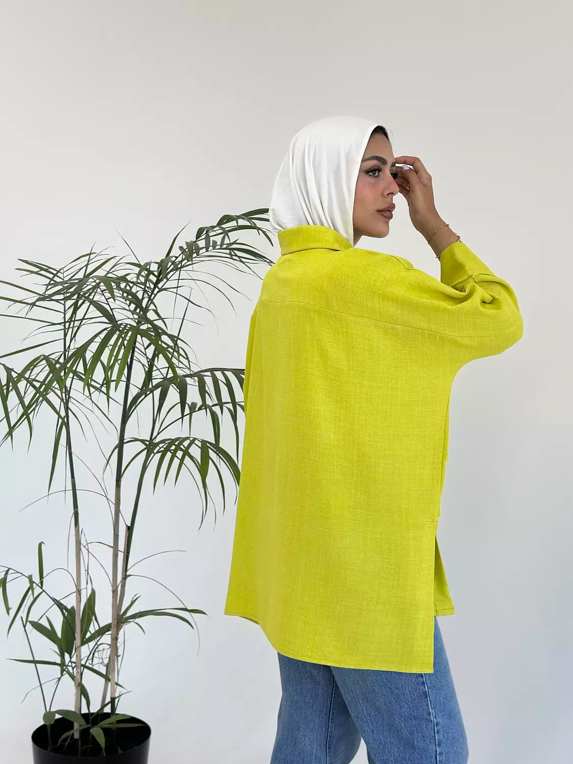 EFFORTLESS BLOUSE IN LIME GREEN