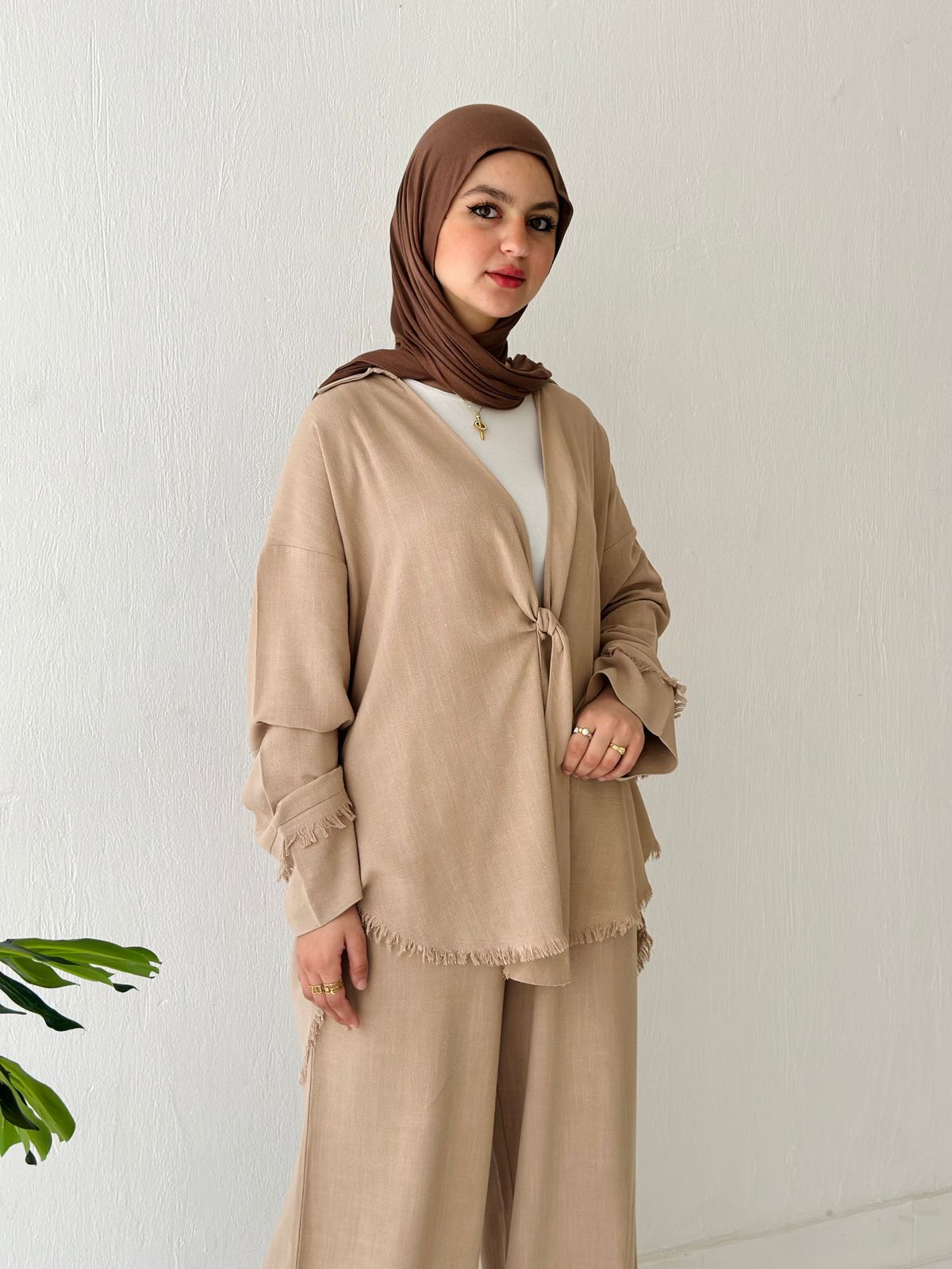 Front Knot Linen Set In Café