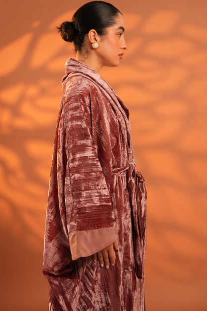 Lune Noir Kaftan In Pink
