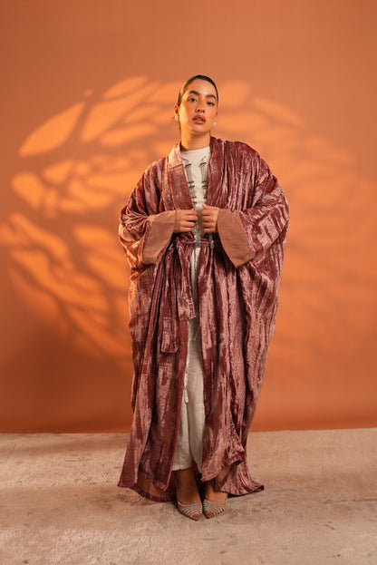 Lune Noir Kaftan In Pink