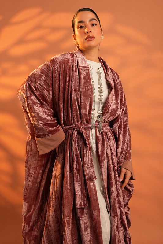 Lune Noir Kaftan In Pink