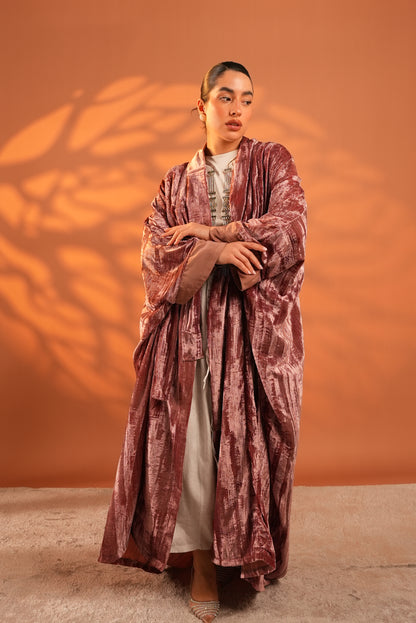 Lune Noir Kaftan In Pink