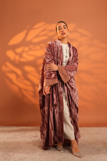 Lune Noir Kaftan In Pink