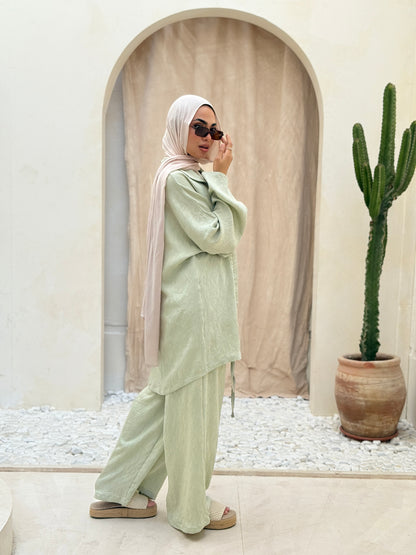 Pastel Elegance Set In Seafoam Green
