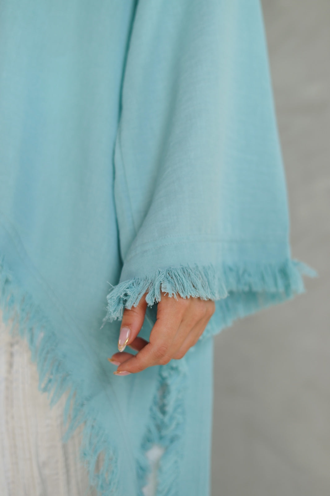 Solea fringe top soft aqua