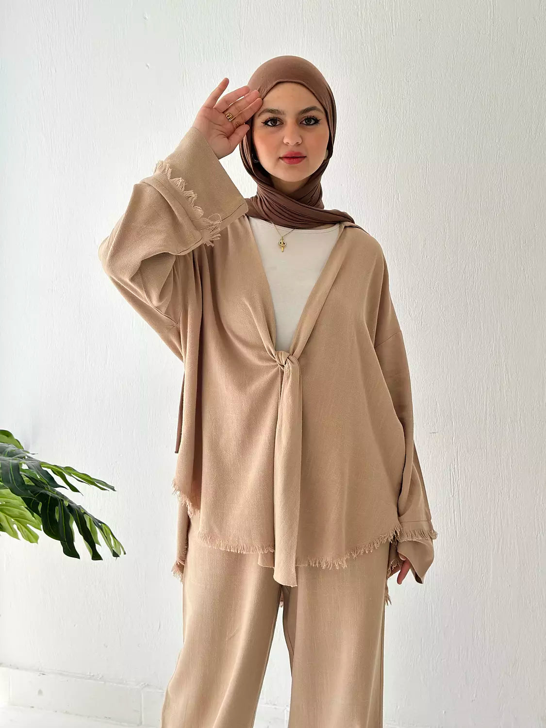 Front Knot Linen Set In Café
